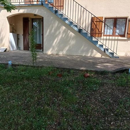 Bed and Breakfast Chambre Independante Lalinde Экстерьер фото